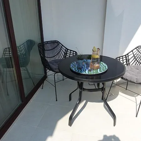 New With Pool And Sauna, Sea View Apartamento Varna