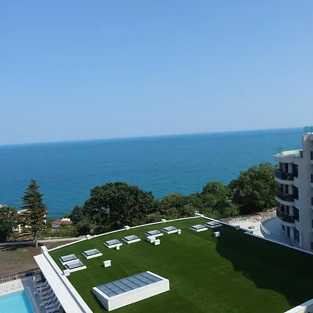New With Pool And Sauna, Sea View شقة
